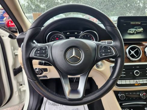 Used 2018 Mercedes-Benz GLA 250 4MATIC image 29
