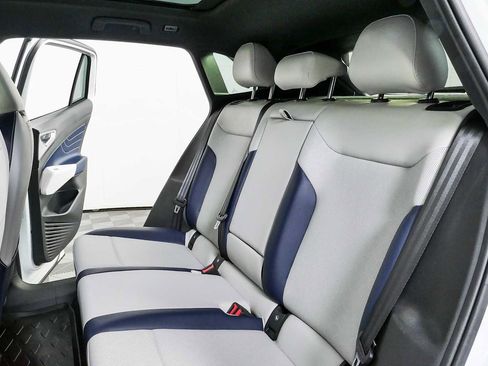 Used 2023 Volkswagen ID.4 Pro S RWD image 24