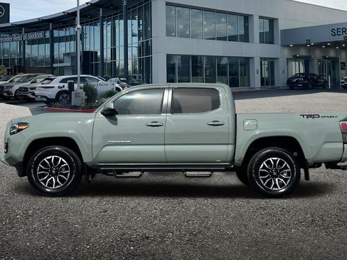 Used 2023 Toyota Tacoma TRD Sport RWD image 7