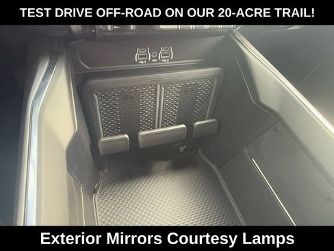 New 2026 RAM 2500 Laramie w/ Sport Appearance Package AWD/4WD image 16