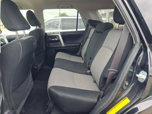 Used 2019 Toyota 4Runner SR5 AWD/4WD image 8