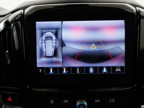 Used 2020 Chevrolet Traverse RS image 30