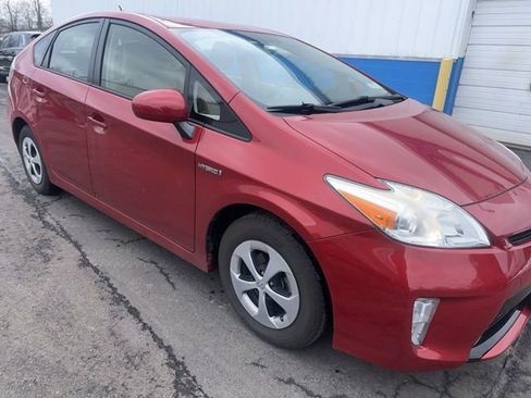 Used 2013 Toyota Prius Four image 3