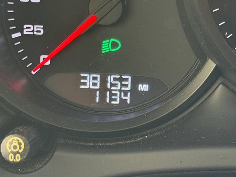 Used 2018 Porsche Macan AWD/4WD image 19