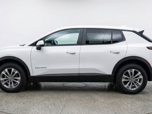 Used 2025 Chevrolet Equinox LT image 5