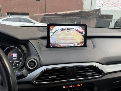 Used 2020 MAZDA CX-9 Touring w/ Touring Premium Package image 8