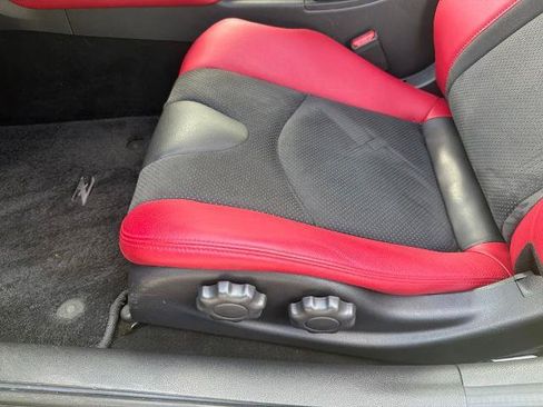 Certified 2024 Nissan Z Performance w/ Floor Mat Package RWD image 15
