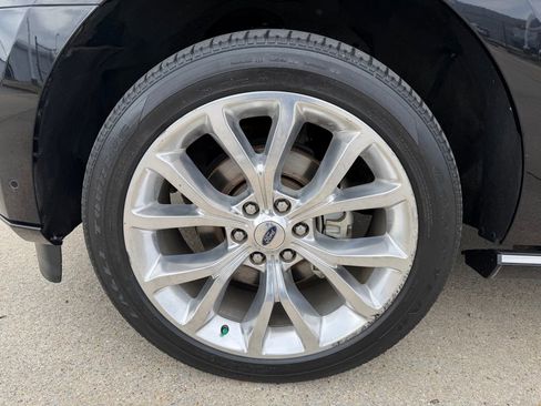 Used 2018 Ford Expedition Max Platinum image 10