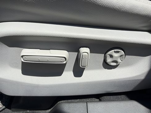 Used 2023 Honda Odyssey EX-L image 10