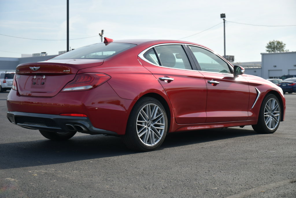 Used 2021 Genesis G70 2.0T w/ Elite Package RWD image 7