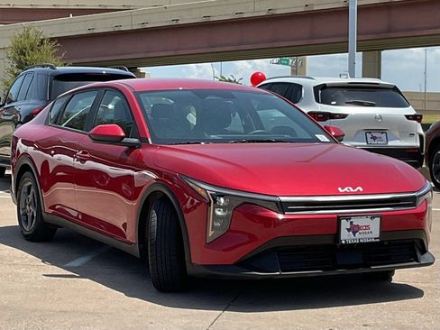 Used 2025 Kia K4 FWD image 4