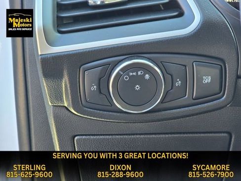 Used 2022 Ford Edge SEL image 22