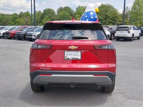 New 2026 Chevrolet Equinox LT FWD image 4