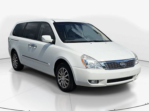 Used 2012 Kia Sedona EX FWD image 3