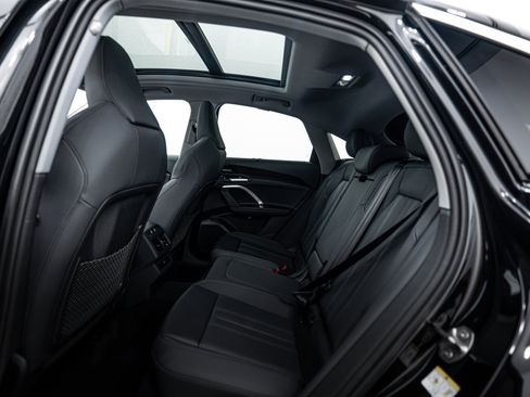 New 2025 Audi Q5 Premium Plus image 18