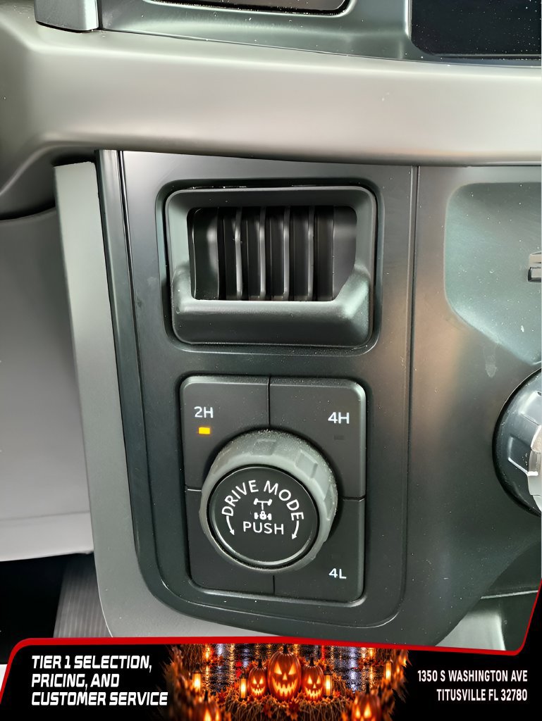 Used 2025 Ford F150 XLT w/ Equipment Group 301A Standard AWD/4WD image 23