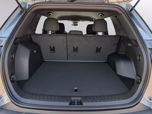 New 2026 Chevrolet Equinox LT FWD image 15