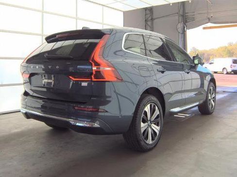 Used 2023 Volvo XC60 T8 Plus AWD/4WD image 5