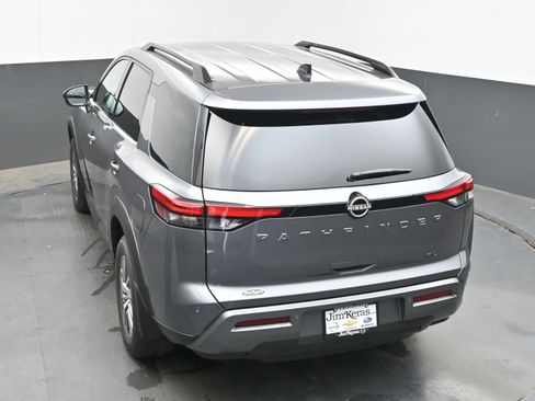 New 2026 Nissan Pathfinder SL FWD image 36