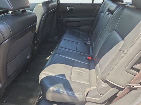 Used 2014 Honda Pilot Touring image 29