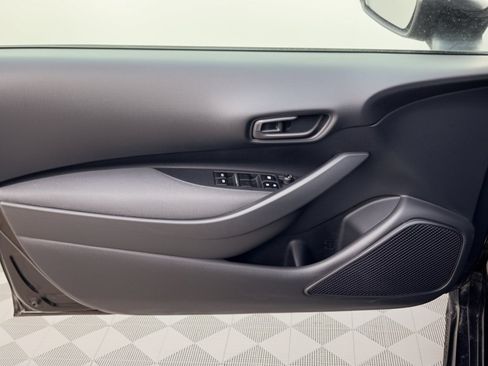 Used 2025 Toyota Corolla LE FWD image 14