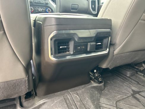 Used 2022 Chevrolet Silverado 2500 LTZ w/ LTZ Convenience Package image 20