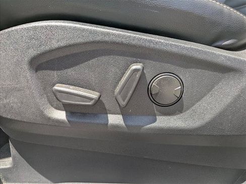 Used 2024 Ford Edge SEL AWD/4WD image 11