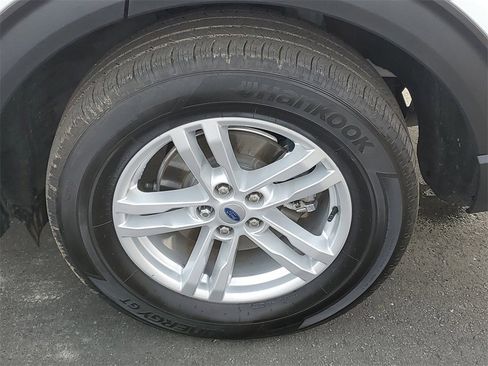 Used 2023 Ford Explorer XLT w/ Equipment Group 202A image 37