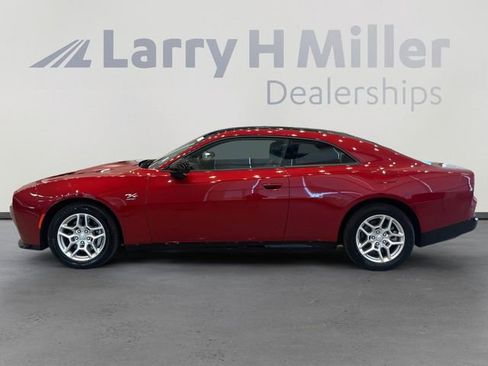 New 2025 Dodge Charger R/T w/ Quick Order Package 25M R/T image 2