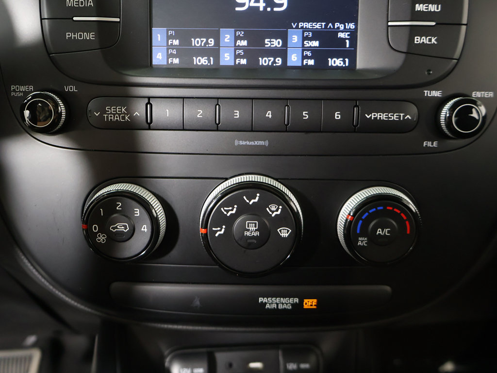 Used 2018 Kia Soul FWD image 36