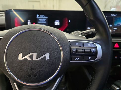 Used 2025 Kia K5 GT FWD image 19