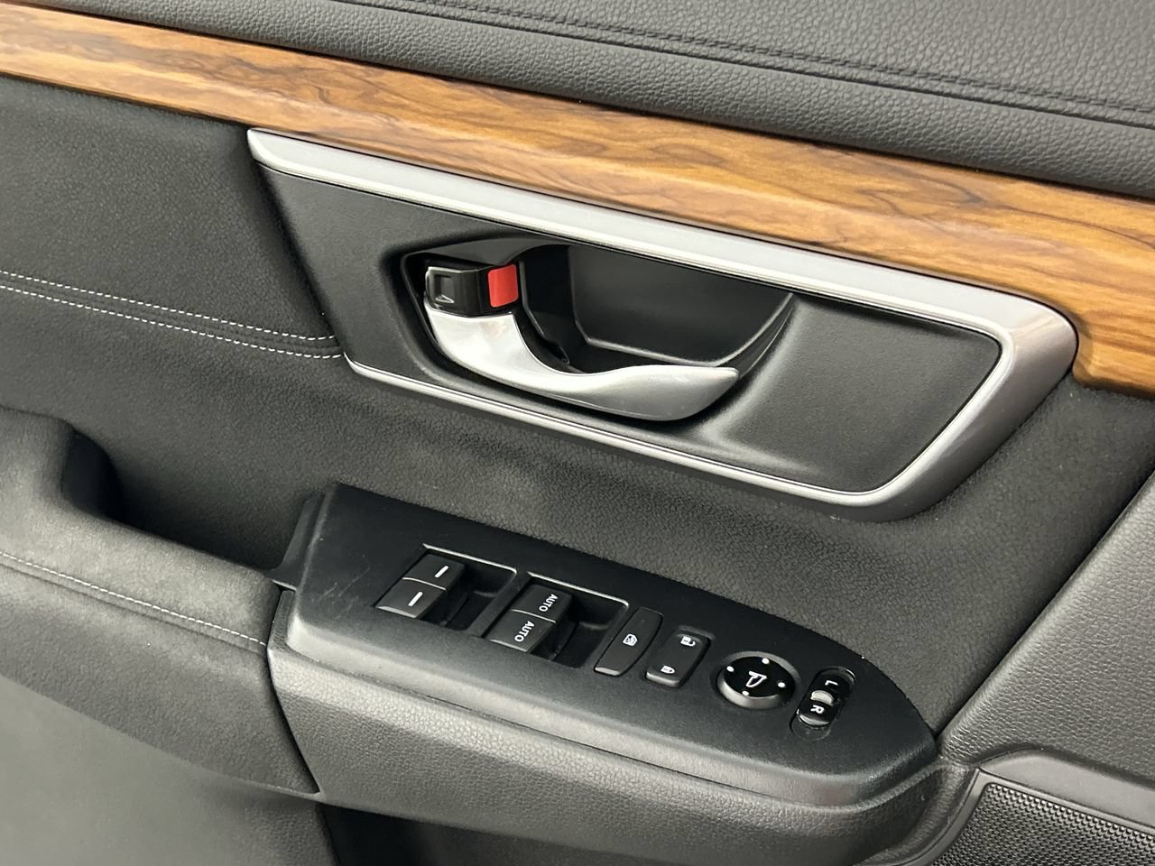 Used 2019 Honda CR-V EX image 20