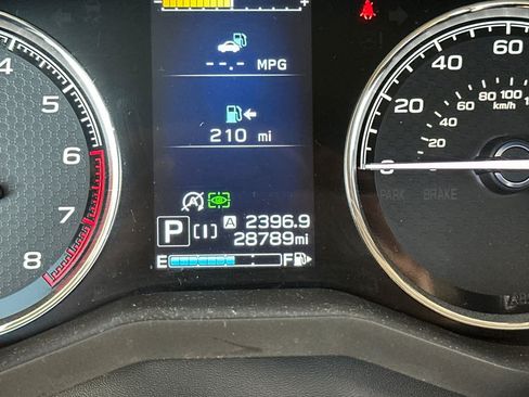 Used 2020 Subaru Forester Touring AWD/4WD image 31