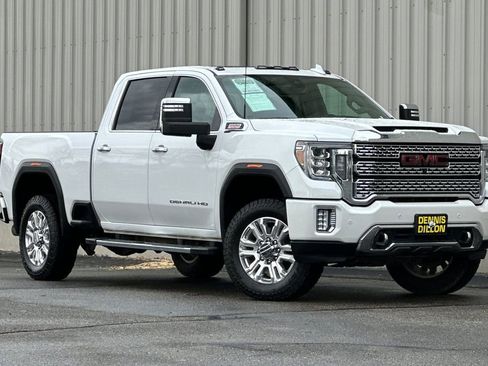 Used 2022 GMC Sierra 3500 Denali image 2