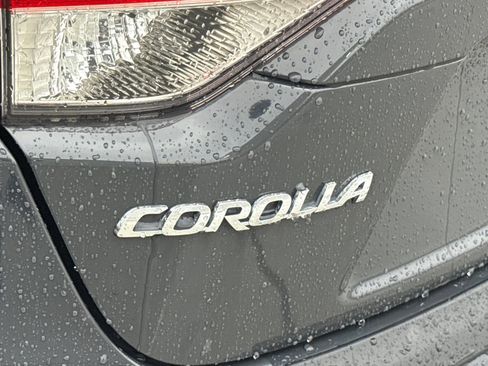 Used 2024 Toyota Corolla LE image 24