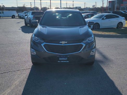 Used 2020 Chevrolet Equinox LT image 3