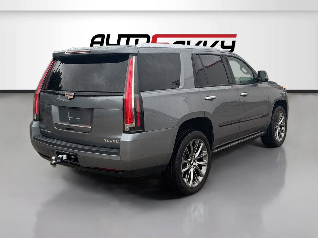 Used 2020 Cadillac Escalade Platinum w/ Escalade Sport Edition AWD/4WD image 7