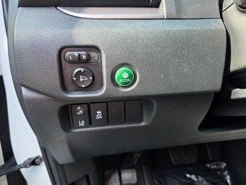 Used 2021 Honda Pilot Special Edition image 15