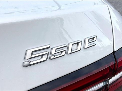 New 2026 BMW 550e xDrive image 15