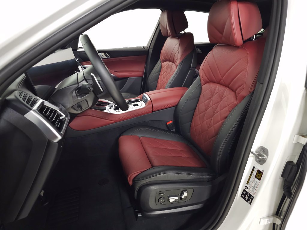 Used 2026 BMW X6 xDrive40i AWD/4WD image 18