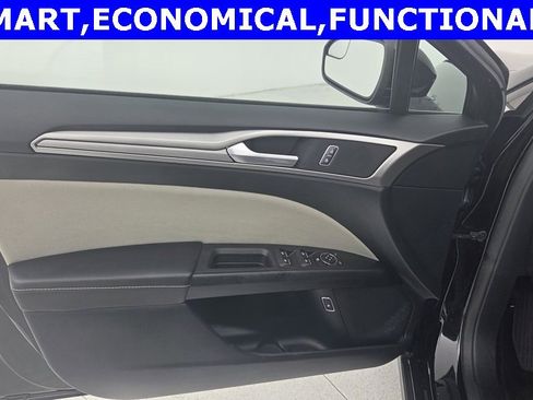 Used 2018 Ford Fusion S image 16