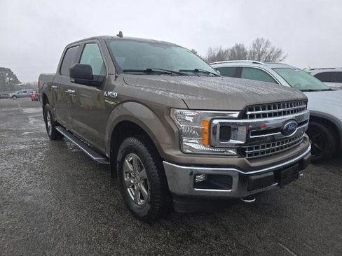 Used 2018 Ford F150 XLT w/ Equipment Group 302A Luxury image 3