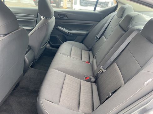 Certified 2025 Nissan Altima 2.5 SV image 9