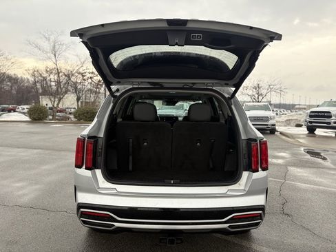 Used 2021 Kia Sorento SX image 7