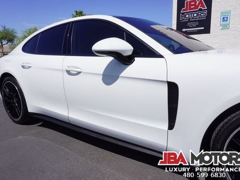 Used 2020 Porsche Panamera 4 AWD/4WD image 18