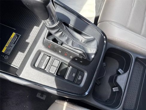 Used 2023 Honda CR-V EX-L image 17