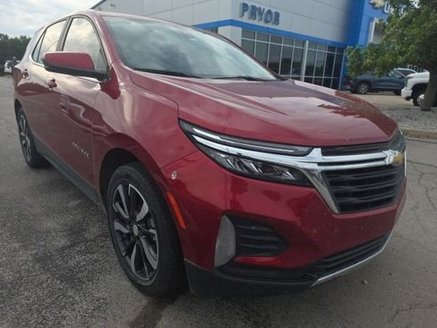 Used 2023 Chevrolet Equinox LT FWD image 1