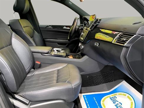 Used 2017 Mercedes-Benz GLE 43 AMG 4MATIC image 24