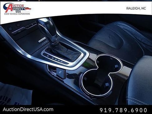 Used 2016 Ford Edge Titanium w/ Equipment Group 301A image 31