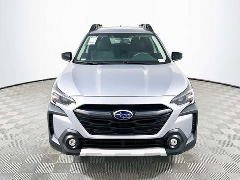 New 2025 Subaru Outback Limited image 2